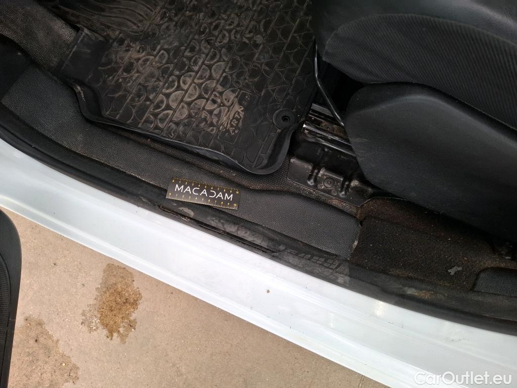  Citroen  Berlingo  Fourgon Club L1 (Court) 1.6 BlueHDi 100CV BVM5 E6 #32