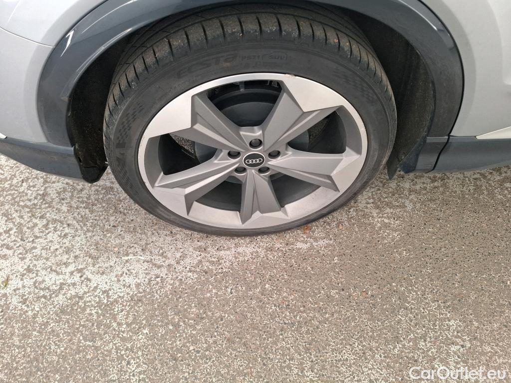  Audi  Q4 E-Tron  Sportback 35 e-tron S line 55kWh BVA #5