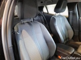  Peugeot  2008 PEUGEOT  / 2019 / 5P / CROSSOVER PURETECH 130 EAT8 ALLURE S/S AUT. #13