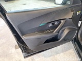  Peugeot  2008 PEUGEOT  / 2019 / 5P / CROSSOVER PURETECH 130 EAT8 ALLURE S/S AUT. #71
