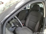  Volkswagen  Golf  VOLKSWAGEN / 2017 / 5P / BERLINA 1.6 TDI BUSINESS BMT DSG #11