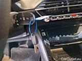  Peugeot  2008 PEUGEOT  / 2019 / 5P / CROSSOVER PURETECH 130 EAT8 ALLURE S/S AUT. #94