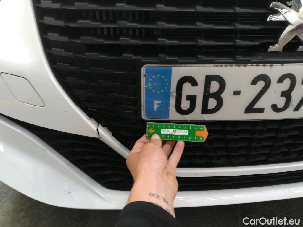  Peugeot  208  Premium 1.5 HDi 100CV BVM6 E6d #23