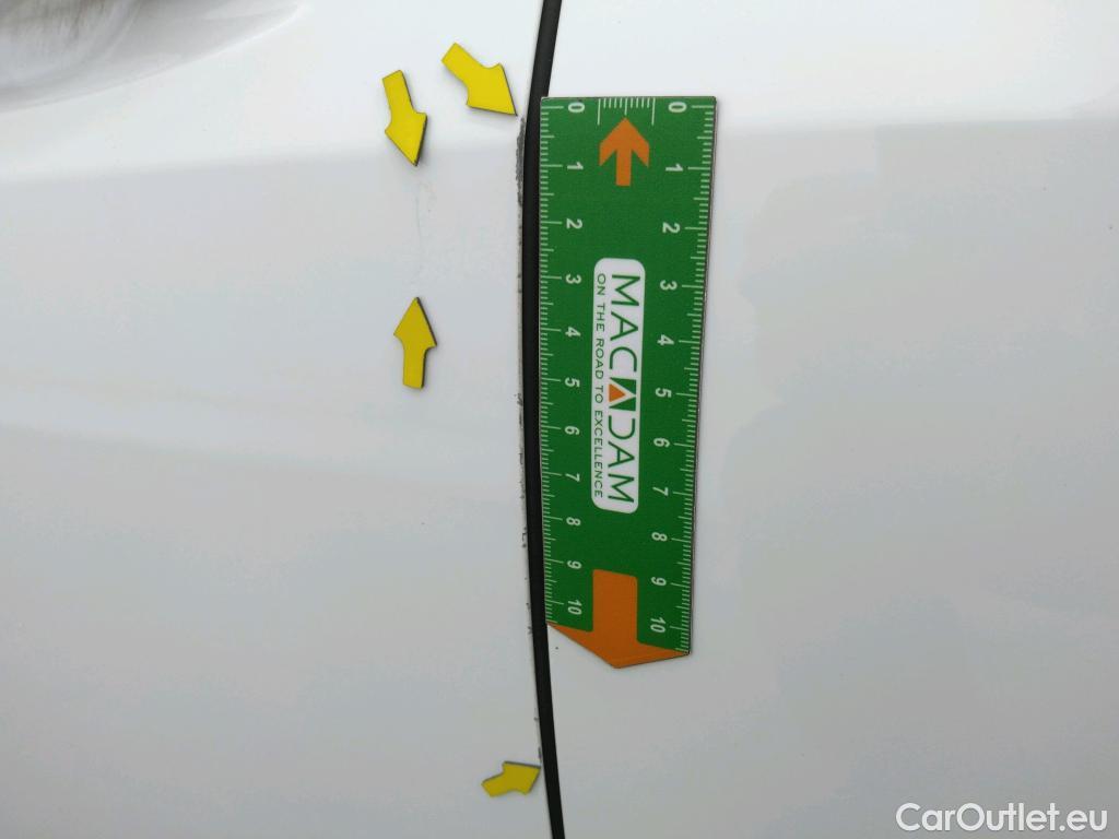  Peugeot  208  Premium 1.5 HDi 100CV BVM6 E6d #15