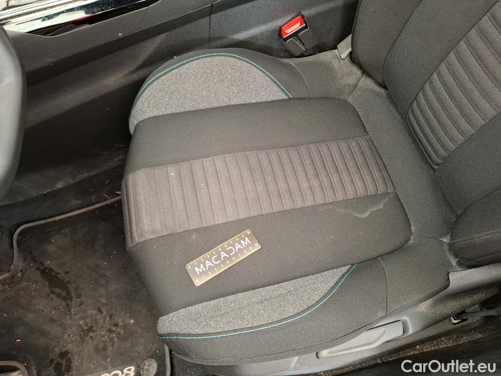  Peugeot  5008  Active Pack 1.5 HDi 130CV BVA8 7 Sieges E6d #19