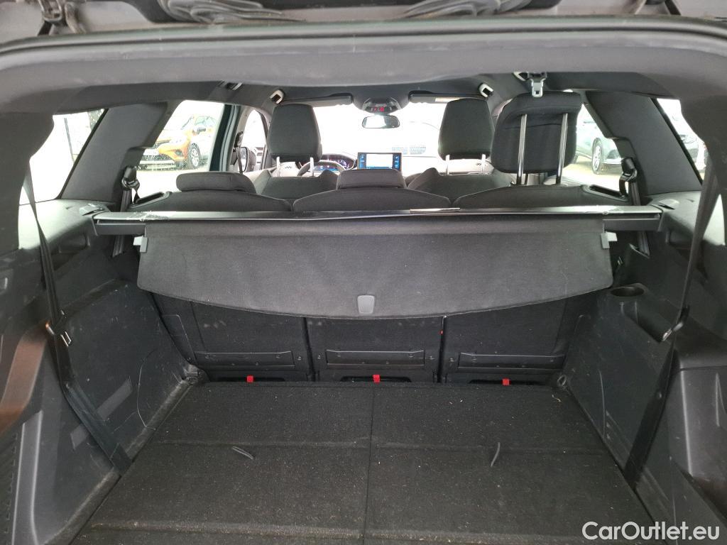  Peugeot  5008  Active Pack 1.5 HDi 130CV BVA8 7 Sieges E6d #11