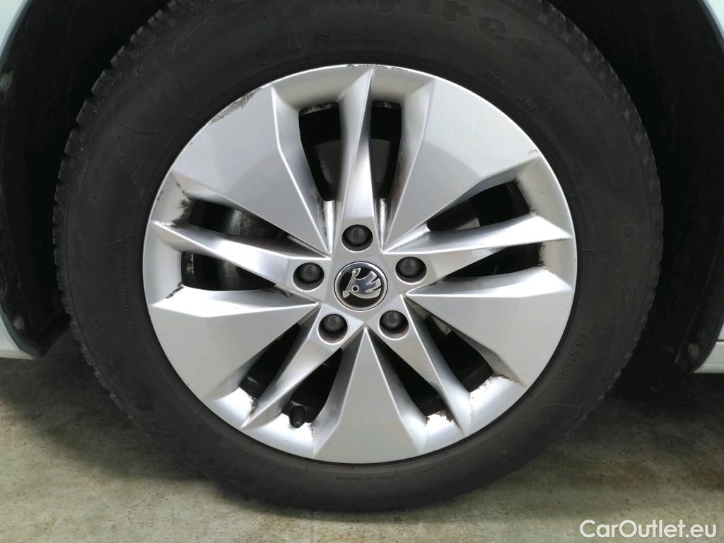  Skoda  Octavia  Break Business 2.0 TDI 115CV BVA7 E6d #22
