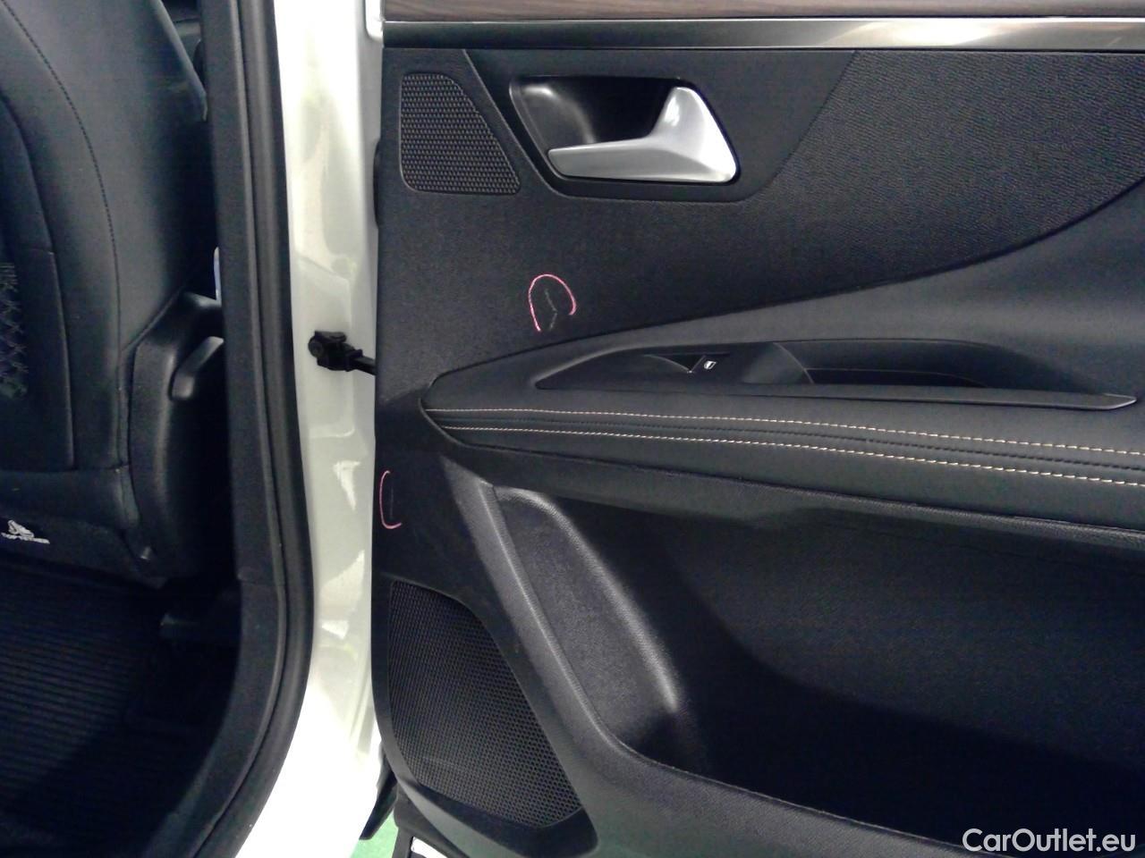  Peugeot  3008  PHEV 225 GT Aut #41