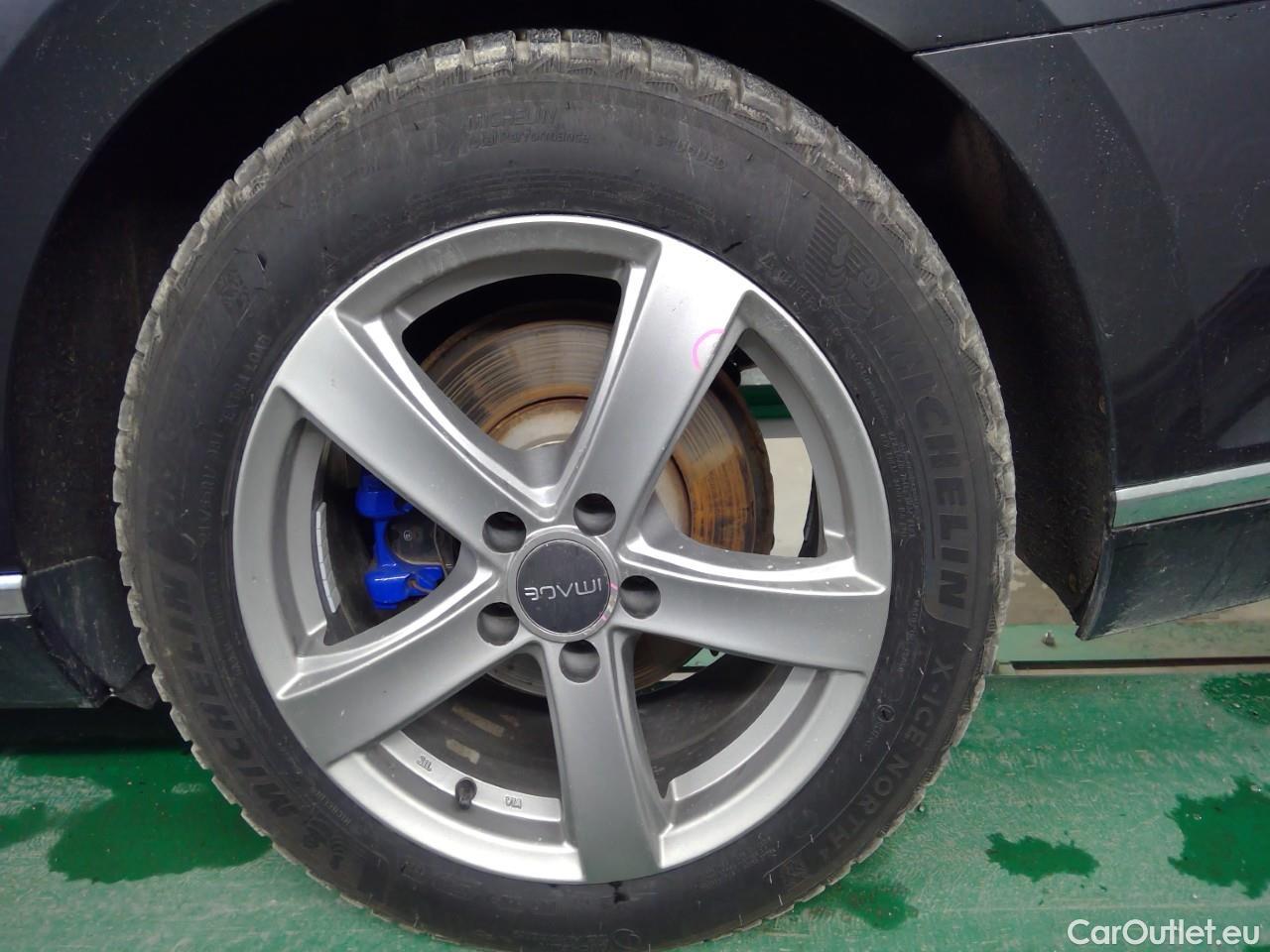  Volkswagen  Passat  Sp.Combi GTE #30