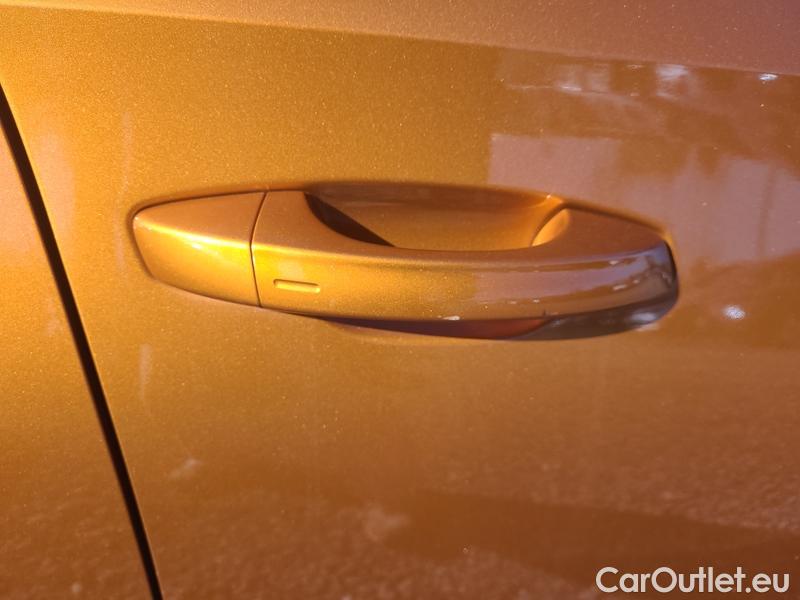  Skoda  Fabia  (PJ3) (2021)  1.0 TSI 81 Style AT 5d #1