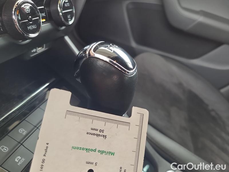  Skoda  Octavia  Combi  (5E5)(03.2017->) Co1.5TSI 110 L&K AT #6
