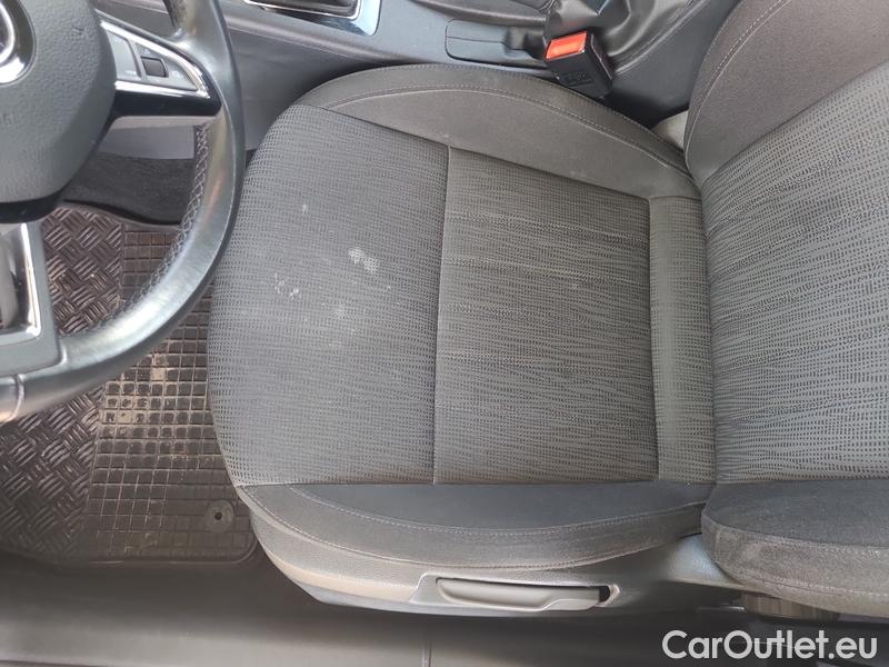  Skoda  Octavia  Combi  (5E5)(03.2017->)  Com 1.6TDI 85 Style #9