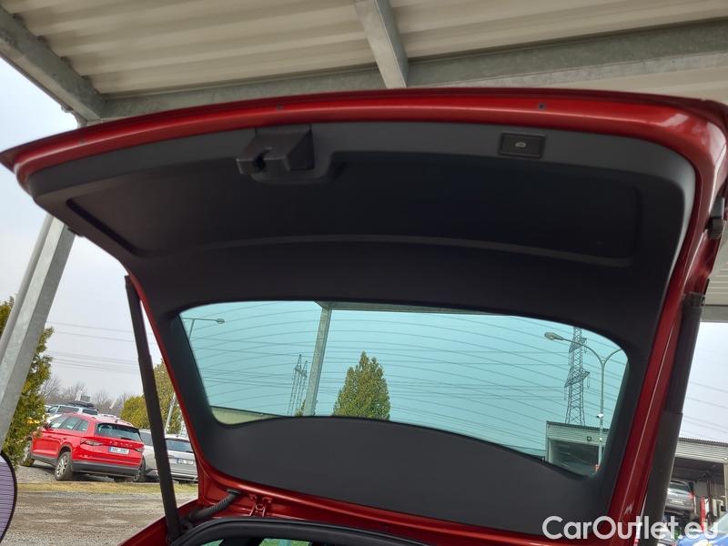  Skoda  Octavia  Combi  (5E5)(03.2017->) Co1.5TSI 110 L&K AT #14