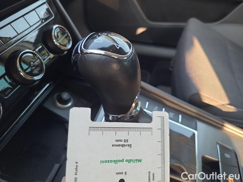  Skoda  Superb  (3V3)(2015) Supe.2.0TDI 147 Style 4x4 Aut #3