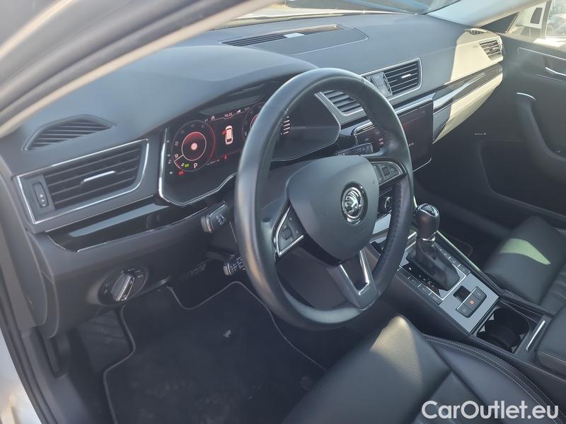  Skoda  Superb  Combi (3V5)(2015) Sup.C.FL2.0TDI 140 L&K 4x4 AT #13