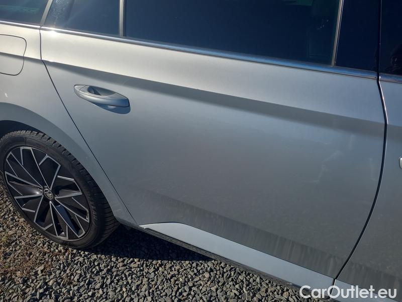  Skoda  Superb  Combi (3V5)(2015) Sup.C.FL2.0TDI 140 L&K 4x4 AT #7