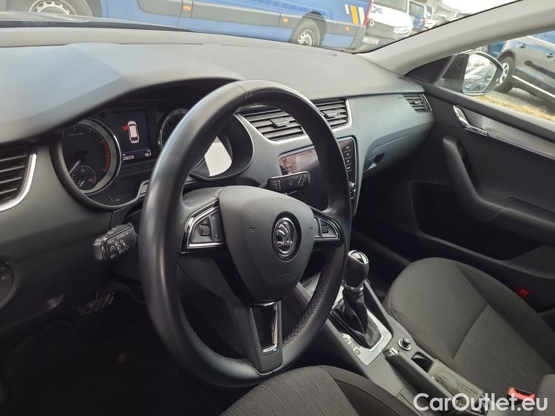  Skoda  Octavia  Combi  (5E5)(03.2017->) Co1.5TSI 110 Style AT #13