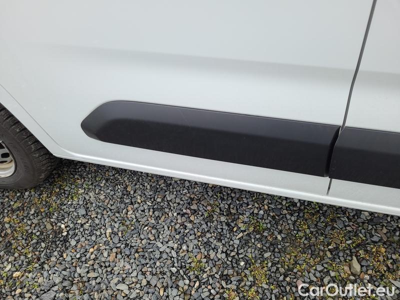  Opel  Combo   E Cargo (2018)  1.5CDTI 75 Selection 3d #4