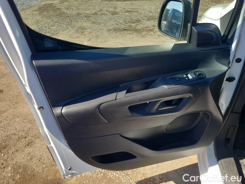  Toyota  Proace  (2016 ->) Pr.City 1.5D 75 Stand. Active #6