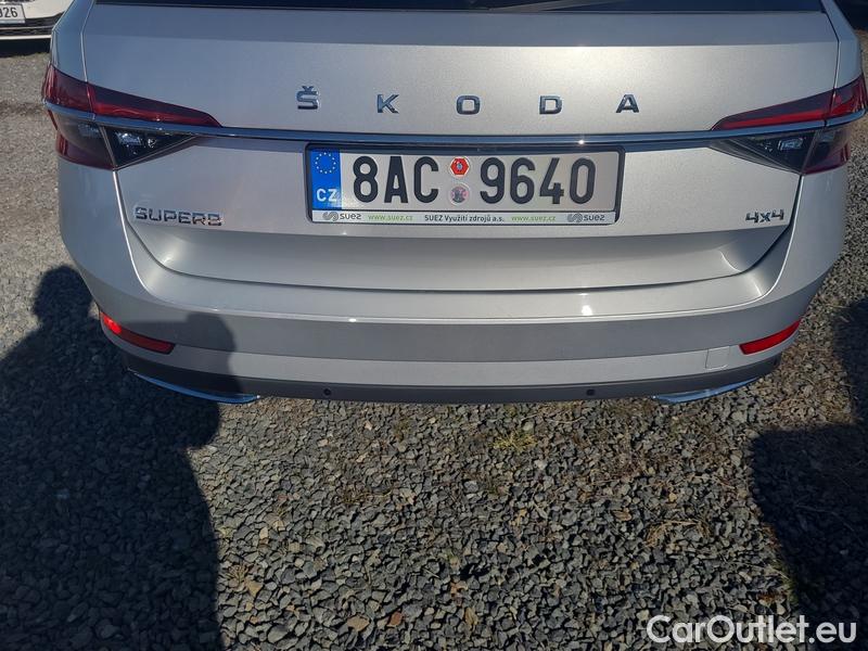  Skoda  Superb  Combi (3V5)(2015) Sup.C.FL2.0TDI 140 L&K 4x4 AT #9