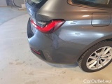  Bmw  Serie 3 BMW  / 2018 / 5P / STATION WAGON 318D 48V BUSINESS ADVANTAGE TOURING AUTO #50