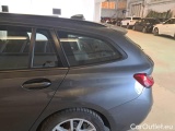  Bmw  Serie 3 BMW  / 2018 / 5P / STATION WAGON 318D 48V BUSINESS ADVANTAGE TOURING AUTO #61