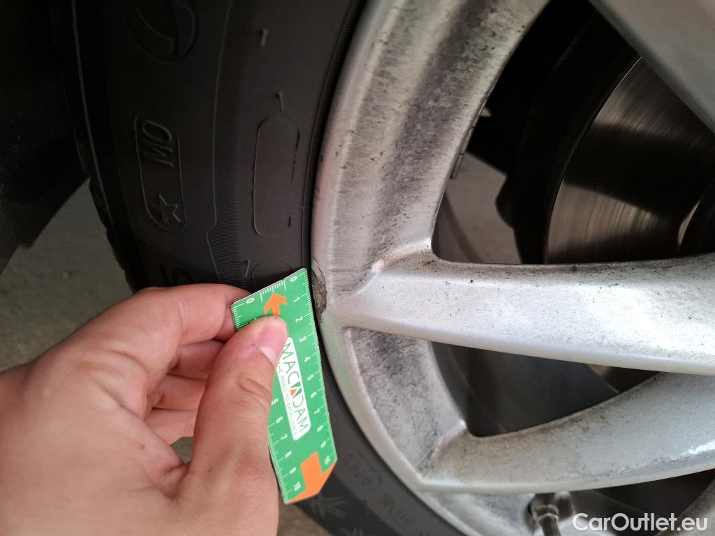  Bmw  X1 Série  sDrive16d Lounge 1.5 115CV BVA7 E6dT #27
