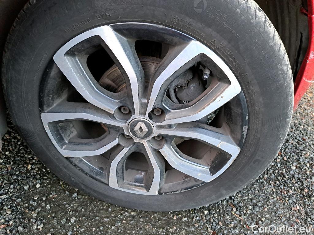  Renault  Clio  IV Grandtour Limited 1.5 dCi 90CV BVA6 E5 #11