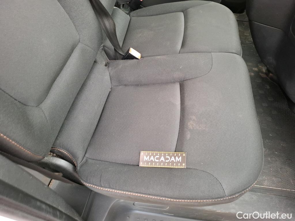  Renault  Trafic RENAULT  4p Combi Zen L1 Energy dCi 125 8 places #38