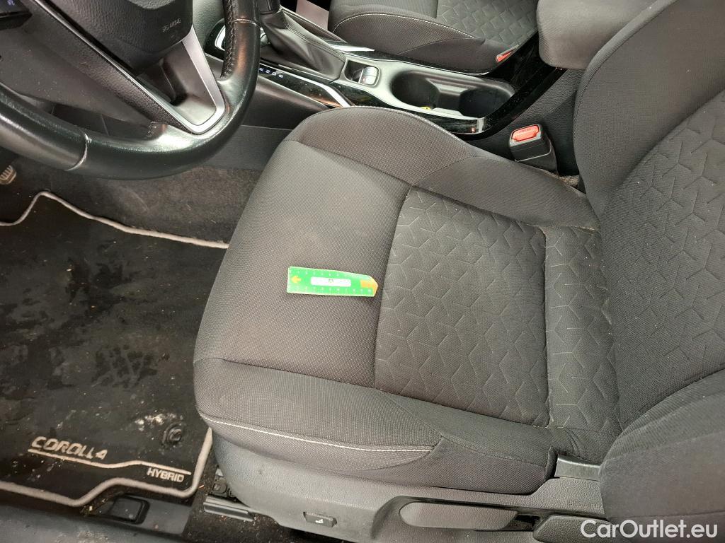  Toyota  Corolla TOYOTA  Touring Sports / 2018 / 5P / Break Hybride 122h Dynamic Business Stage Acad #4