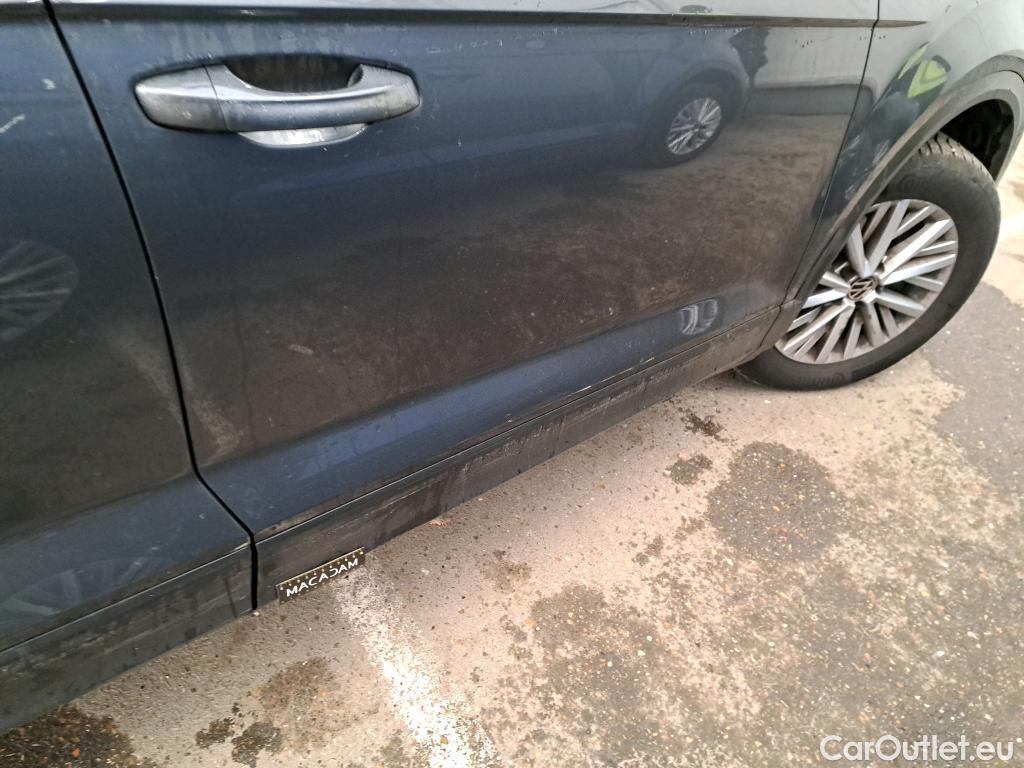  Volkswagen  T-ROC VOLKSWAGEN  / 2017 / 5P / SUV 2.0 TDI 150 LOUNGE BUSINESS DSG7 #34