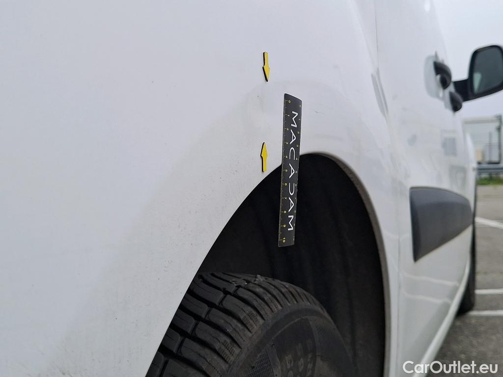  Citroen  Berlingo  Fourgon Club L1 (Court) 1.6 BlueHDi 100CV BVM5 E6 #19