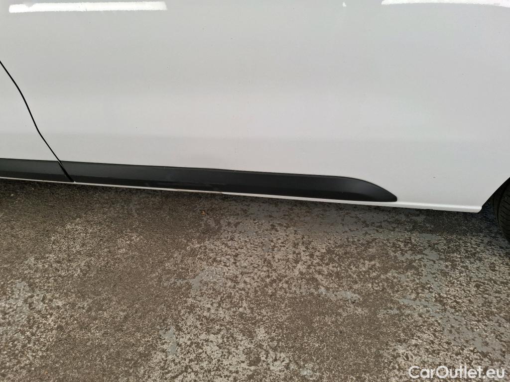  Citroen  Jumpy CITROEN  / 2016 / 4P / Fourgon tôlé M BlueHDi 100 S&S BVM6 Club #35
