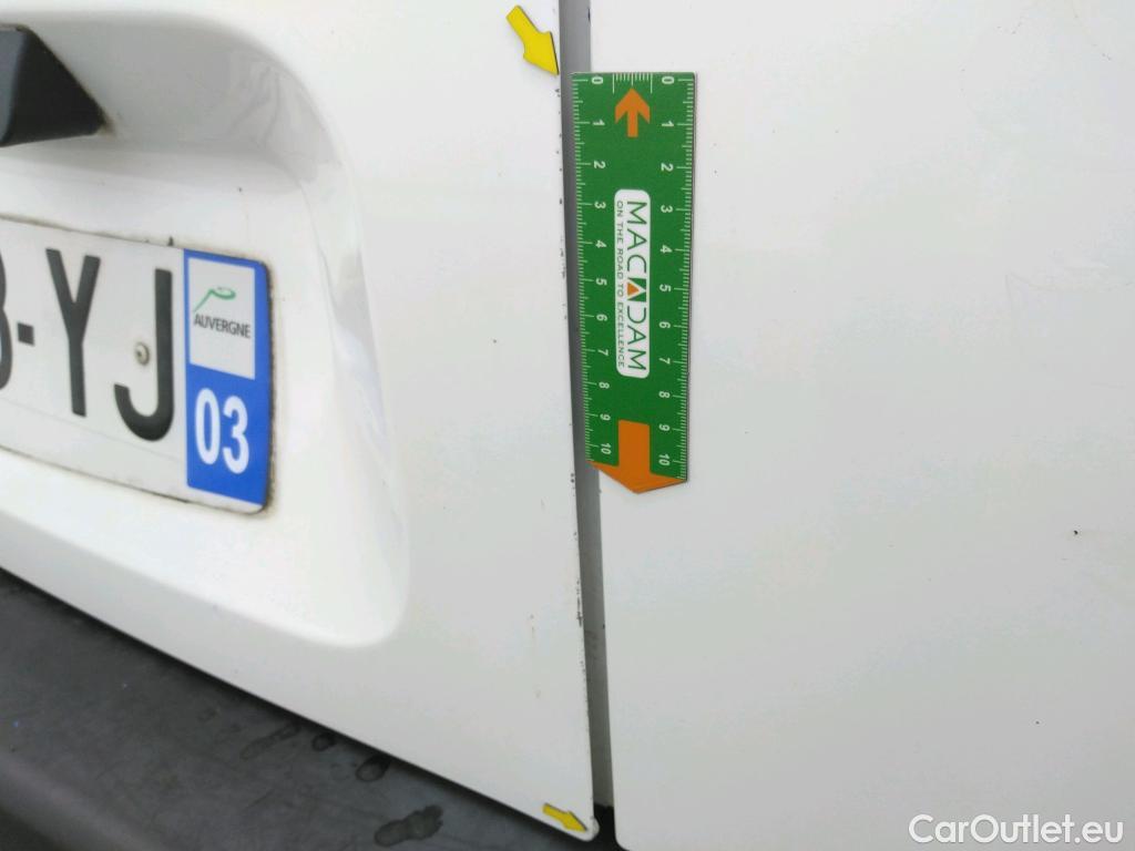  Citroen  Berlingo  Fourgon Business L1 (Court) 1.6 BlueHDi 100CV BVM5 E6 #8