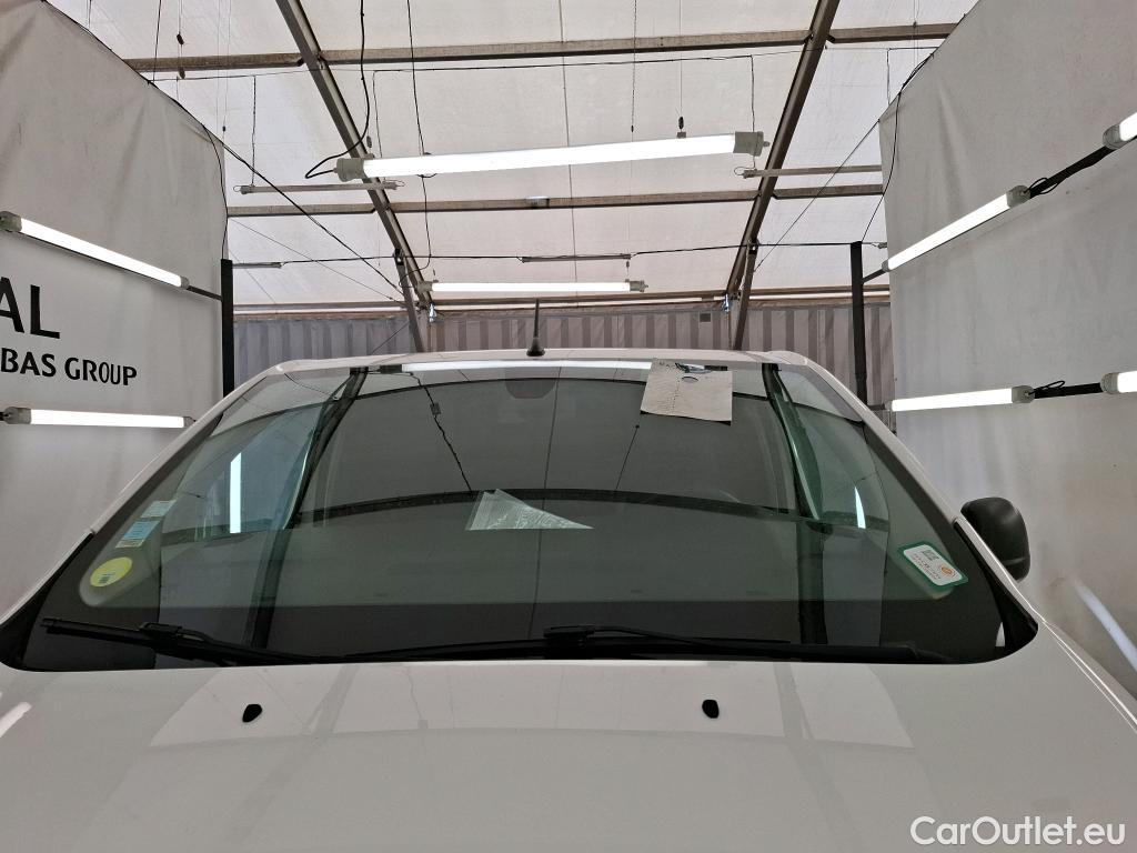  Citroen  Jumpy CITROEN  / 2016 / 4P / Fourgon tôlé M BlueHDi 100 S&S BVM6 Club #36
