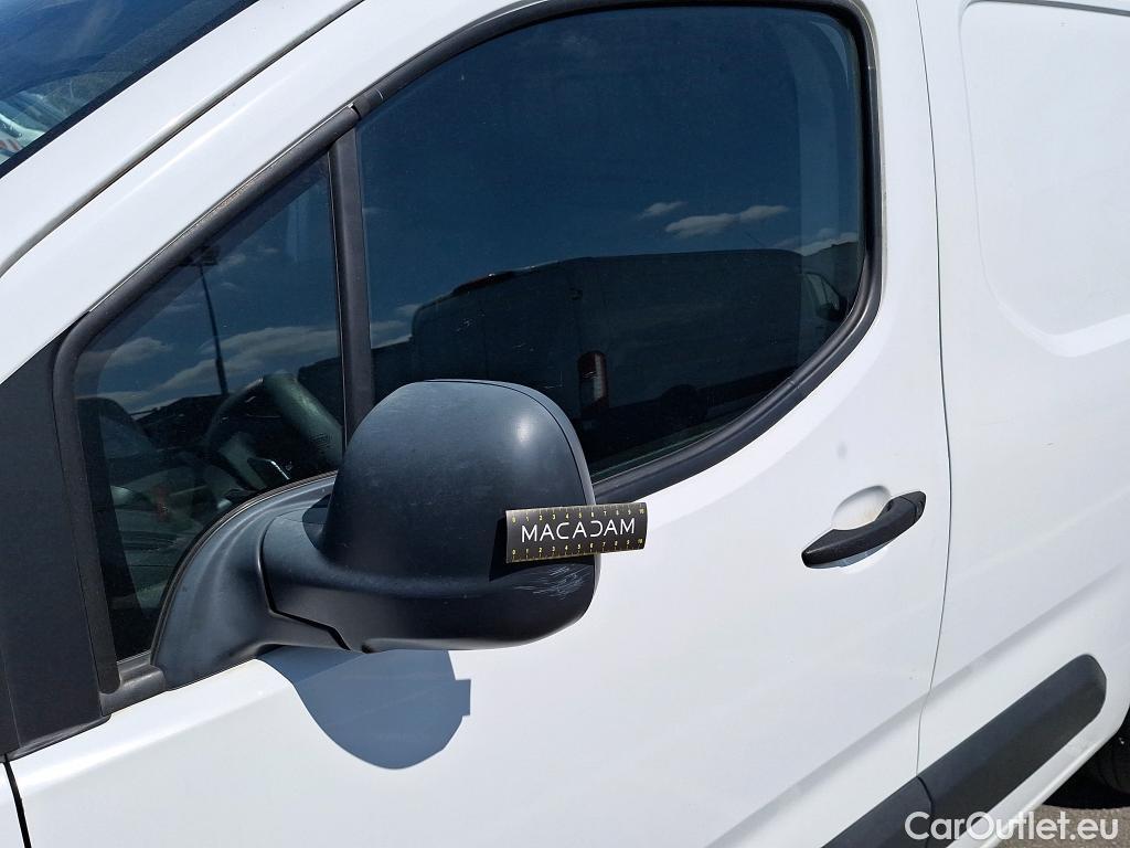  Peugeot  Partner  Asphalt L1 1.5 HDi 130CV BVA8 E6dT #67