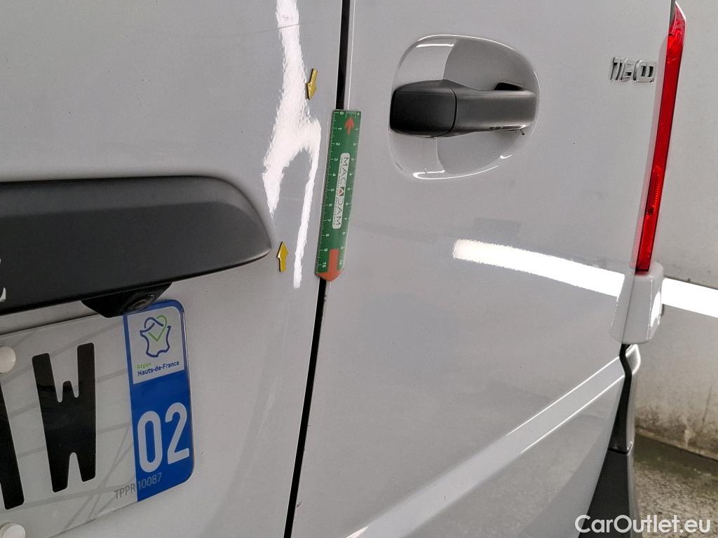  Mercedes  Vito MERCEDES-BENZ  Extra Long / 2020 / 4P / Fourgon tôlé 116 CDI Extra Long Pro #22