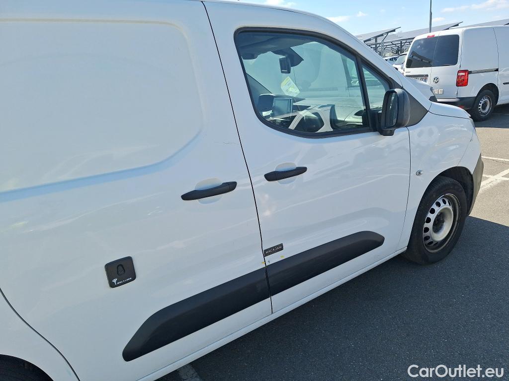  Peugeot  Partner  Asphalt L1 1.5 HDi 130CV BVA8 E6dT #37