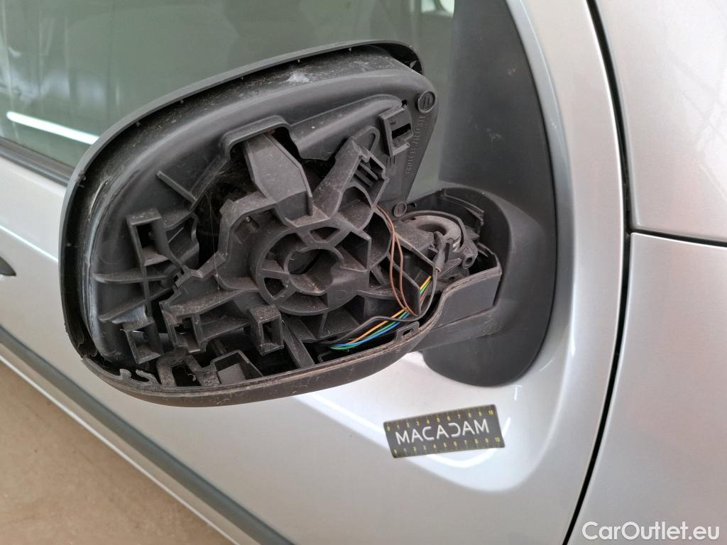  Renault  Kangoo RENAULT  Express VU 4p Fourgonnette Grand Confort dCi 90 EDC #27