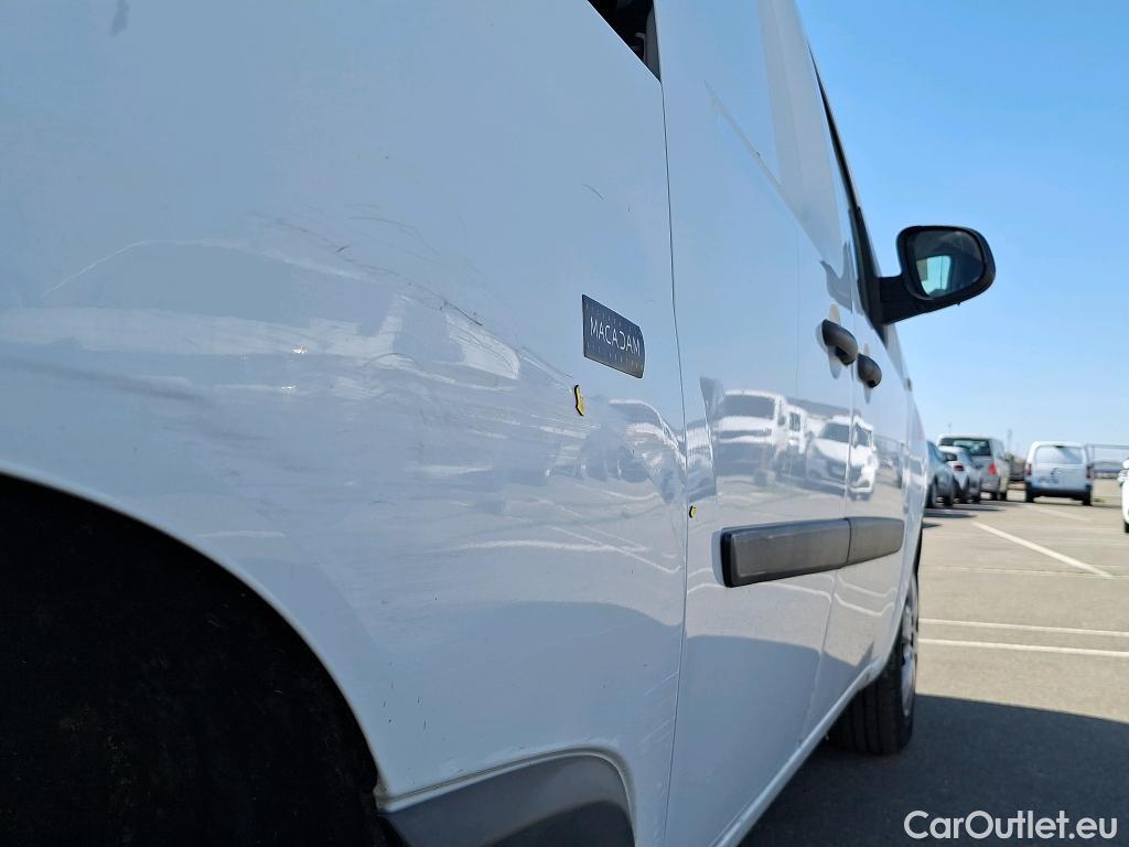  Renault  Kangoo  Express Maxi Extra (Série Spéciale) 1.5 dCi 110CV BVM6 E6 #15