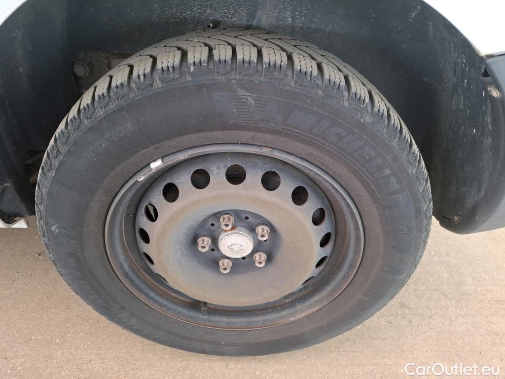  Renault  Kangoo  Express Maxi Extra (Série Spéciale) 1.5 dCi 90CV BVM5 E6 #31