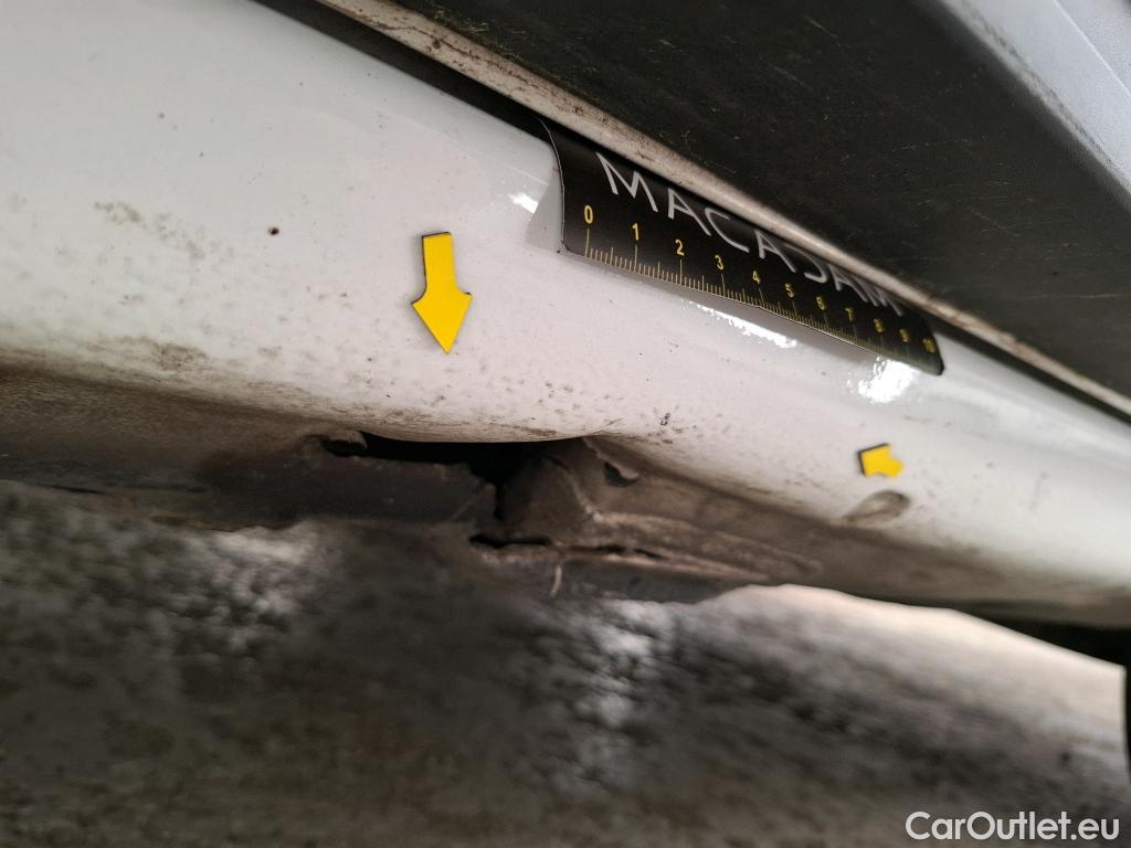  Renault  Clio  IV Air MediaNav 1.5 dCi 75CV BVM5 E6 #11