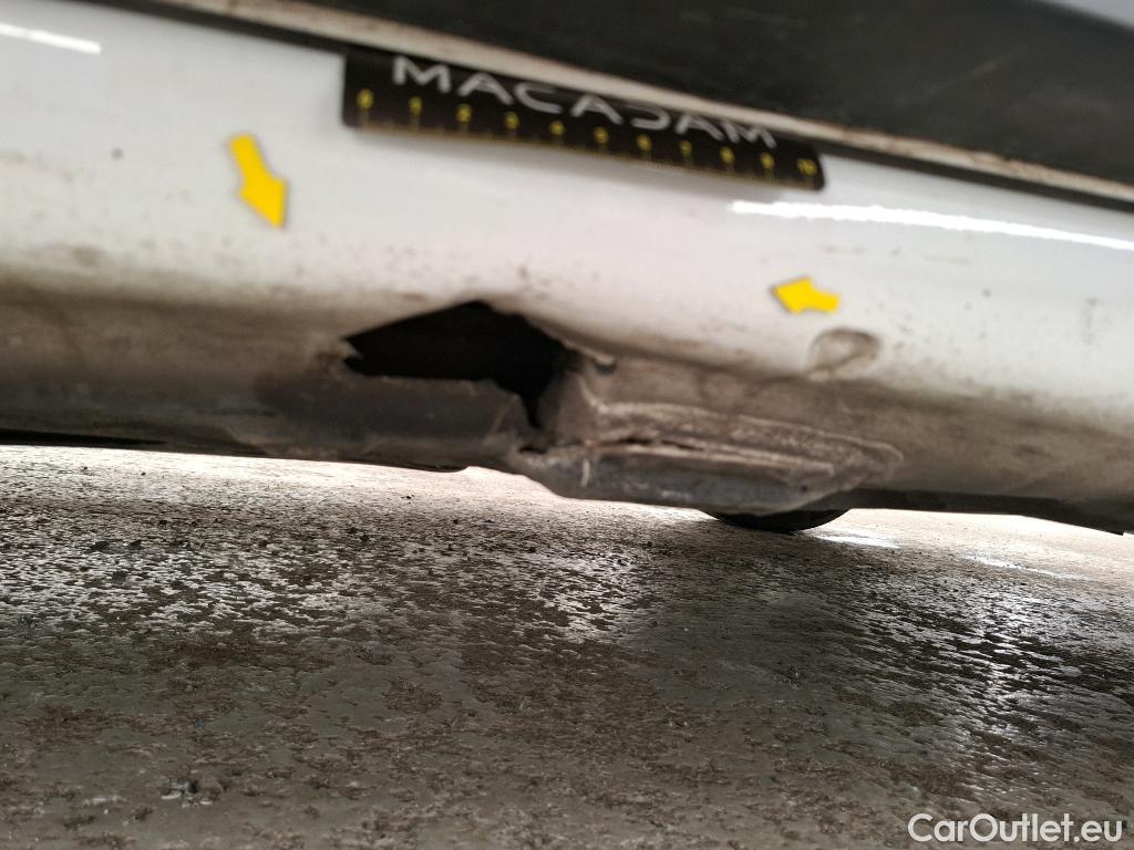  Renault  Clio  IV Air MediaNav 1.5 dCi 75CV BVM5 E6 #10