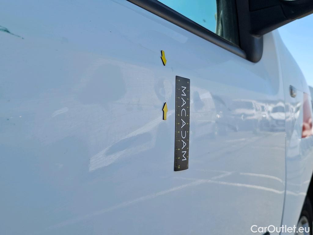  Renault  Kangoo  Express Maxi Extra (Série Spéciale) 1.5 dCi 110CV BVM6 E6 #26