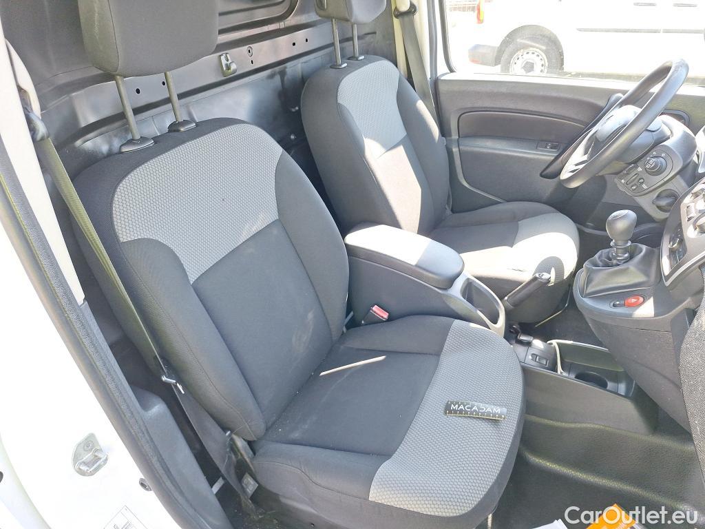  Renault  Kangoo  Express Maxi Extra (Série Spéciale) 1.5 dCi 110CV BVM6 E6 #75