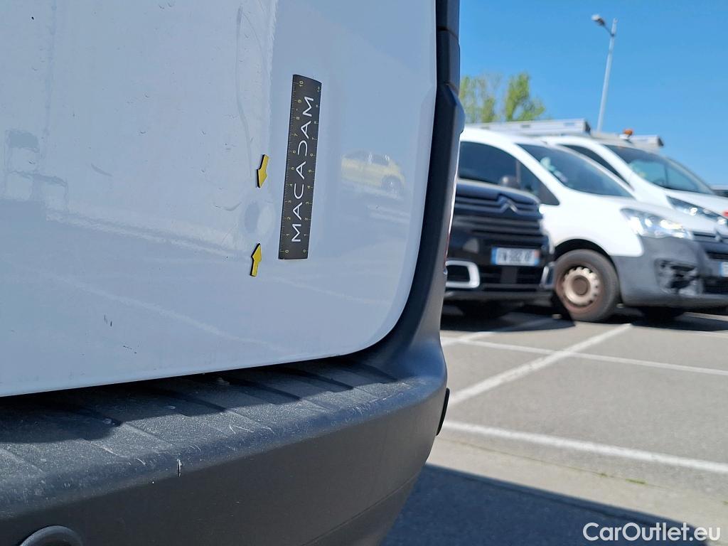  Renault  Kangoo  Express Maxi Extra (Série Spéciale) 1.5 dCi 110CV BVM6 E6 #98