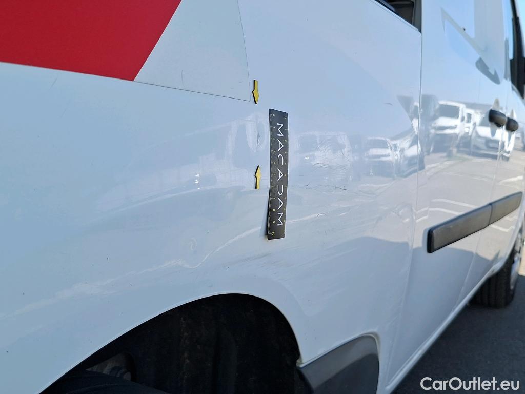  Renault  Kangoo  Express Maxi Extra (Série Spéciale) 1.5 dCi 110CV BVM6 E6 #11