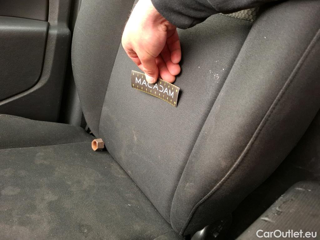  Renault  Kangoo RENAULT  Express VU 4p Fourgonnette Grand Confort dCi 90 EDC #37