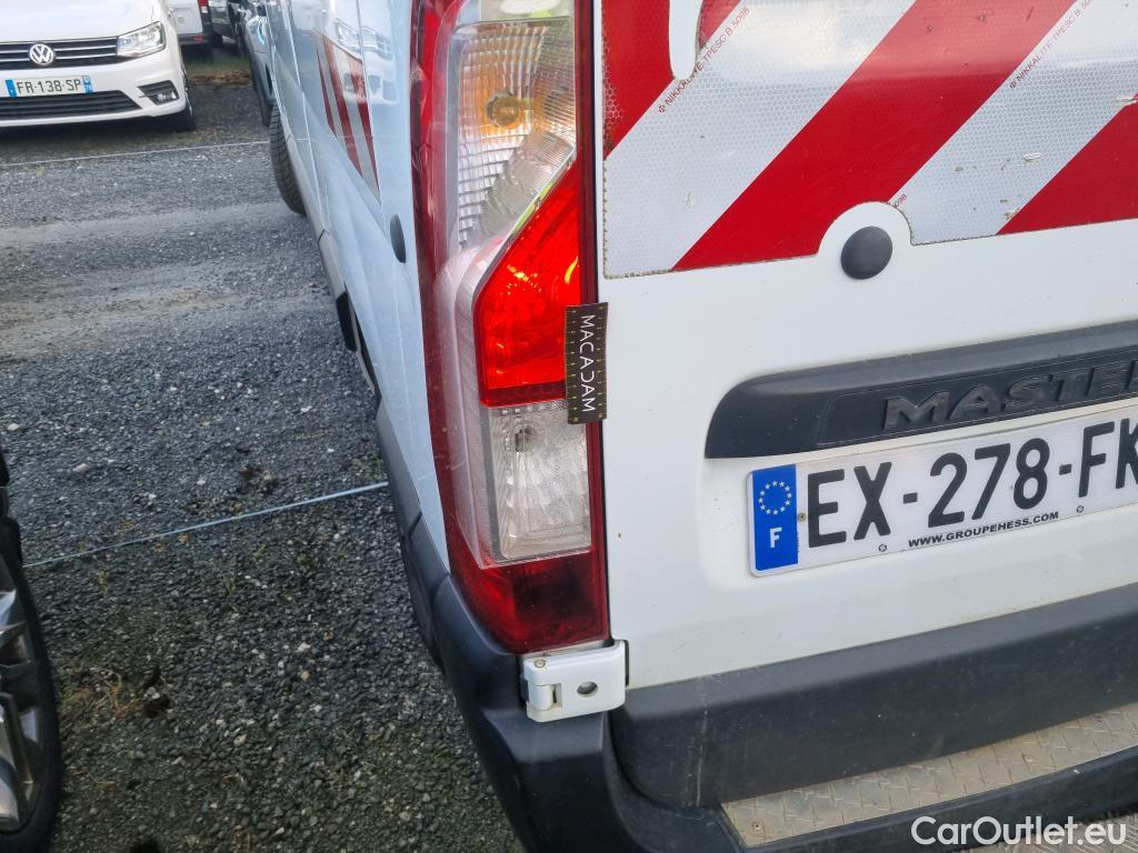  Renault  Master RENAULT  VU 4p Fourgon CA GCf Trac F3500 L2H2 dCi 130 Euro6 #29