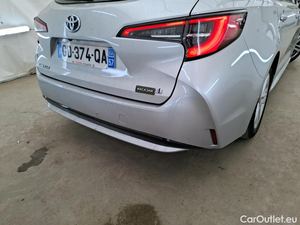  Toyota  Corolla TOYOTA  Touring Sports / 2018 / 5P / Break Hybride 122h Dynamic Business Stage Acad TVU #3
